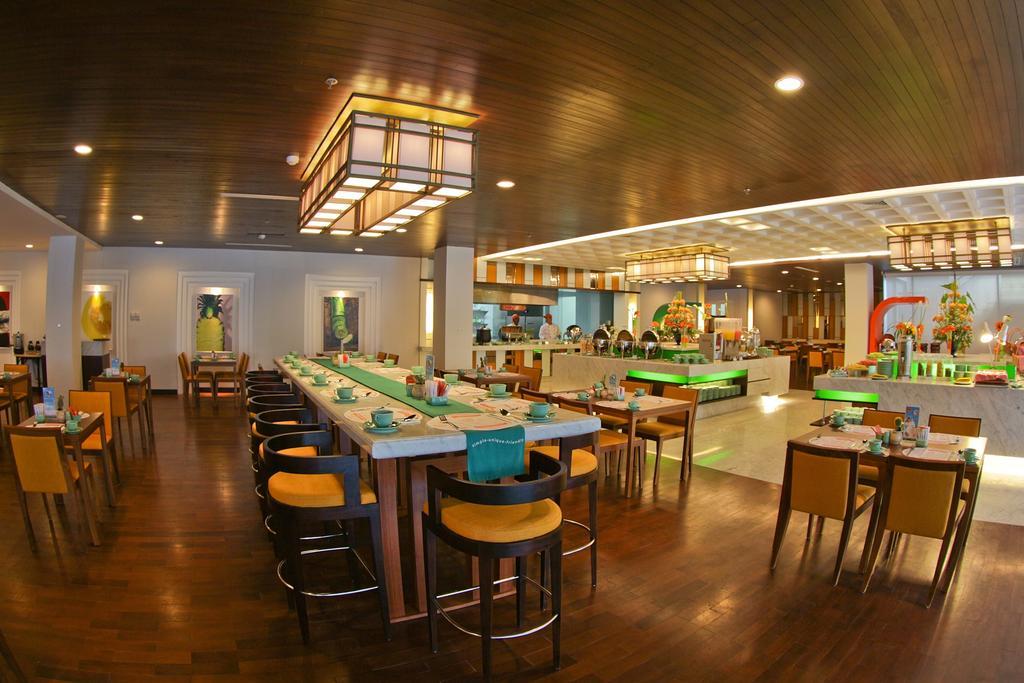 Harris Hotel & Conventions מאלאנג מראה חיצוני תמונה