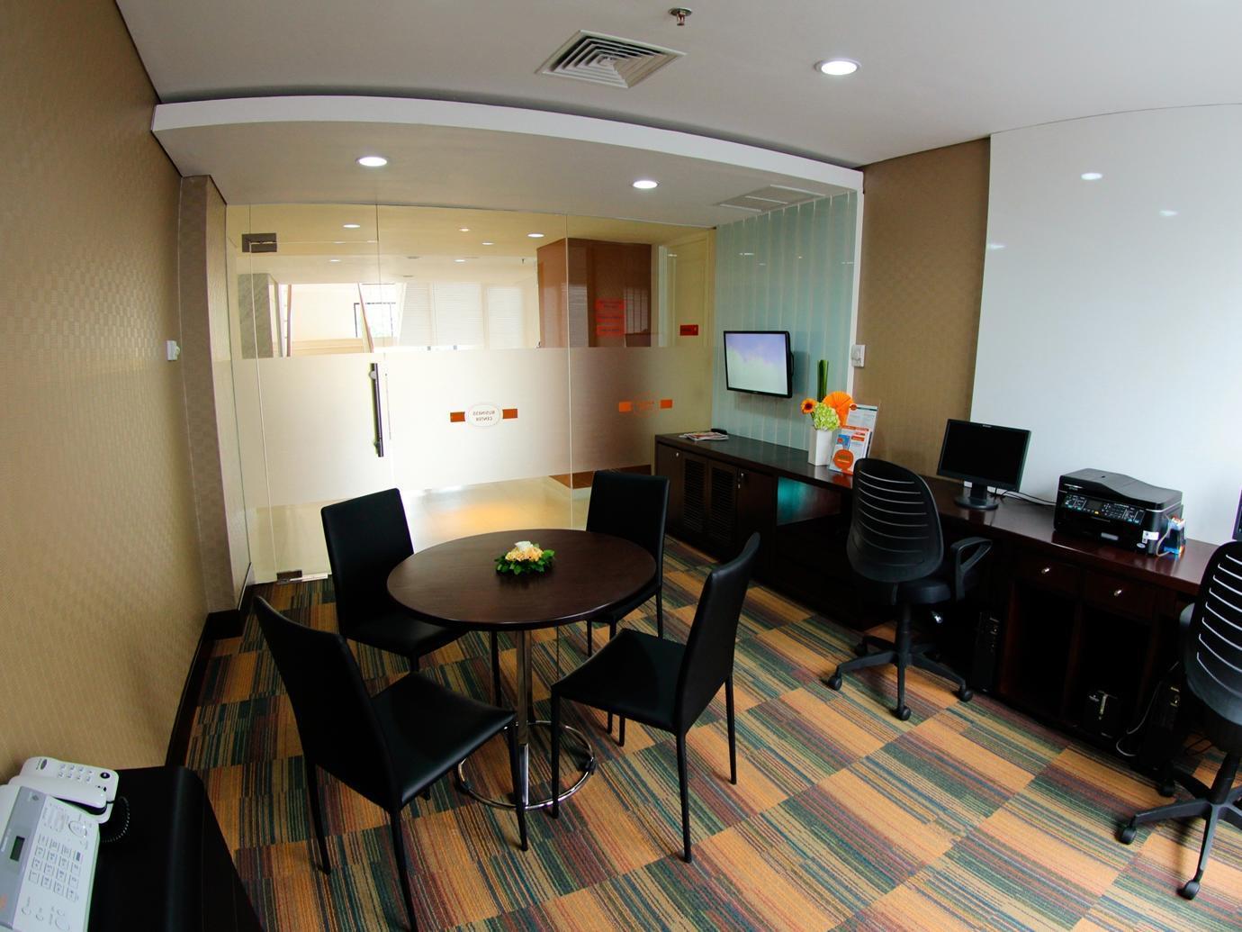Harris Hotel & Conventions מאלאנג מראה חיצוני תמונה