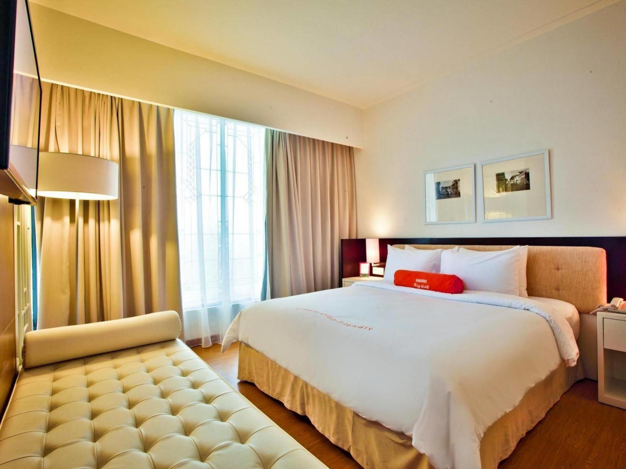 Harris Hotel & Conventions מאלאנג מראה חיצוני תמונה